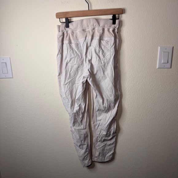 Lululemon Dance Studio Mid Rise Pants Women's Size 10 Grey Athleisure - Picture 4 of 5